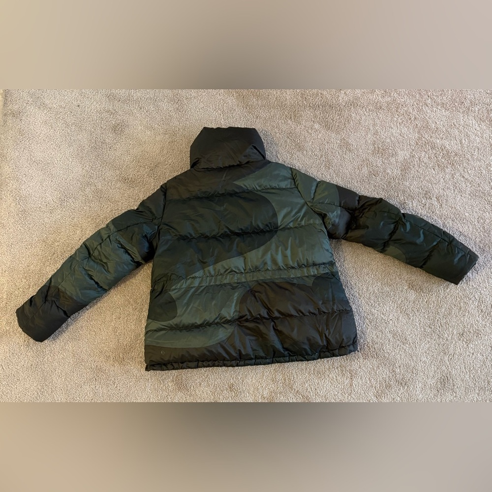 2018 Lululemon Cloudscape Puffer Jacket Coat Dark… - image 9